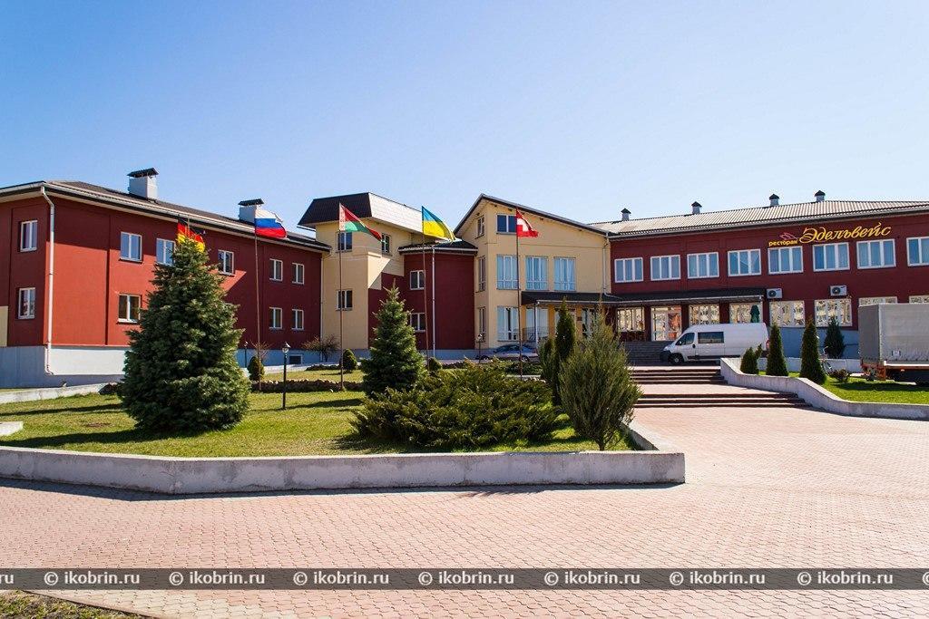 Hotel Suvorov Kobryn Eksteriør bilde